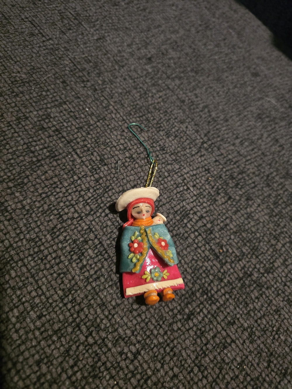 Vintage Peruvian Folk Woman & Baby Ornament